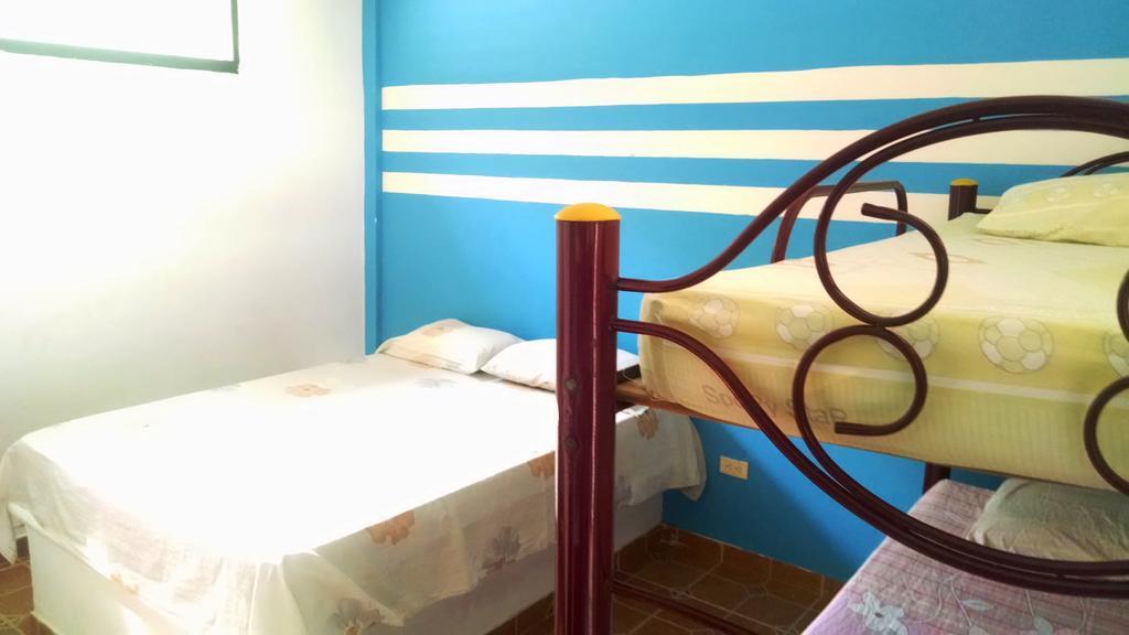 Hostal Dumbira Taganga Quarto foto